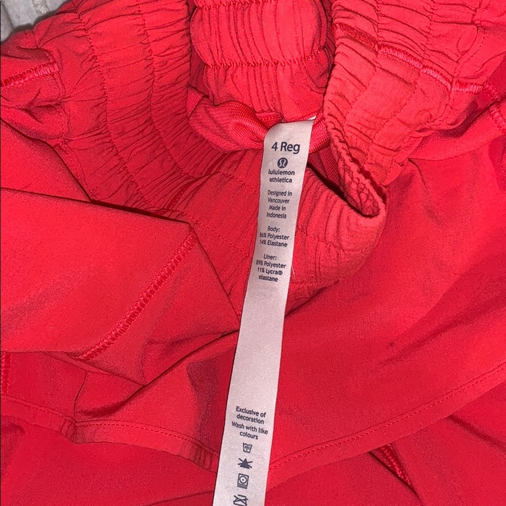 Lululemon shorts - Picture 7 of 7